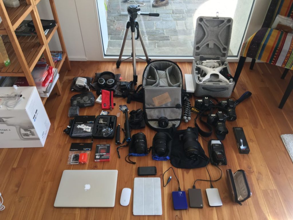 Complete tech gear for a 5 week trip Edition 2016