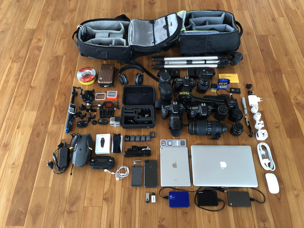 Complete tech gear for a 5 week trip Edition 2018